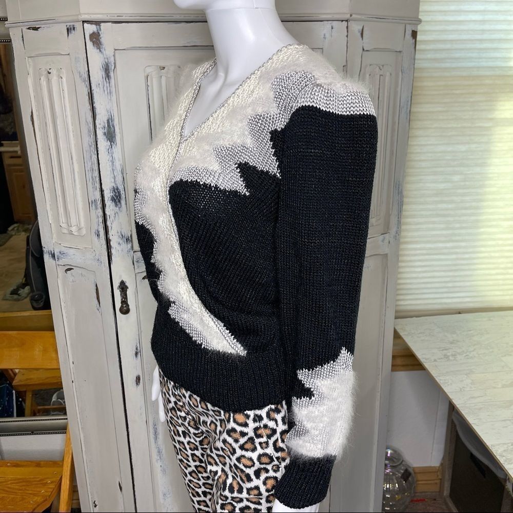 Christine Phillipe Vintage Y2K Black And White Abstract Angora Mix Knit Sweater - Picture 11 of 16